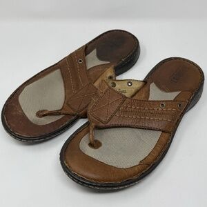 BORN Thong Brown Leather Sandals Mens Size 14 Summer Beach